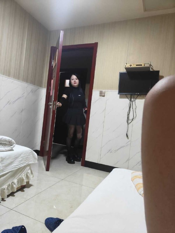 扬州 江都大桥中闸中山浴室。2